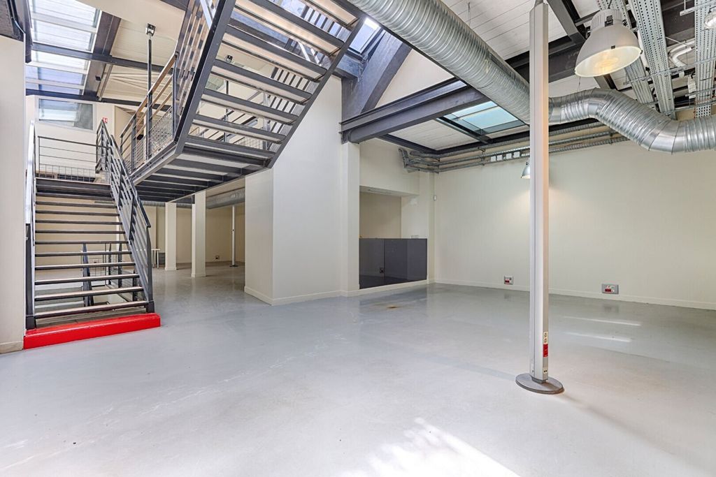 Property photo 1 of 15 Offices In Levallois-Perret