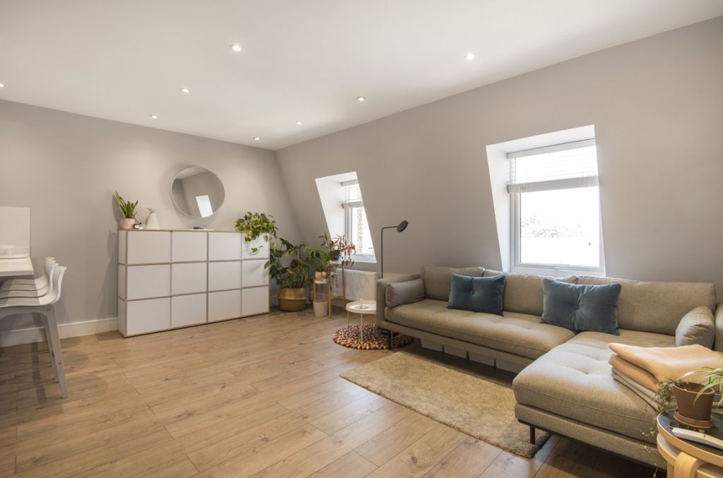 Property photo 1 of 7 629212 (3)