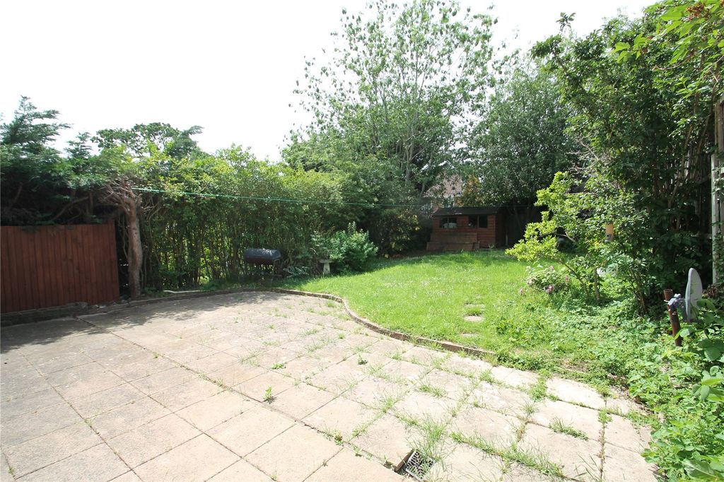Property photo 2 of 16 Picture No. 19