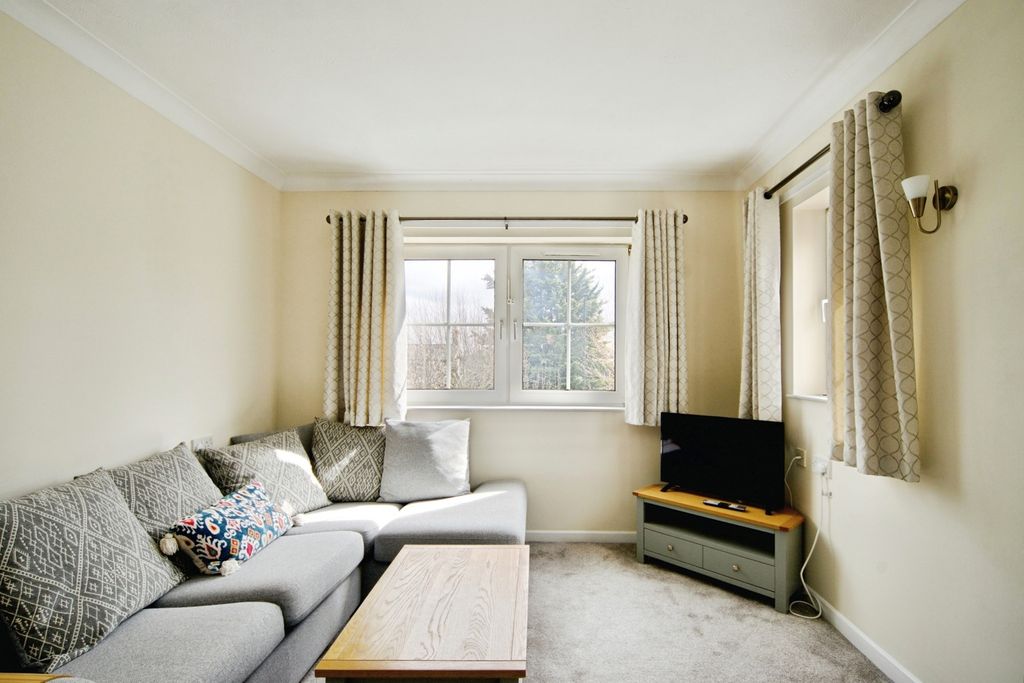 Property photo 3 of 14 Pbox-Img.Jpg