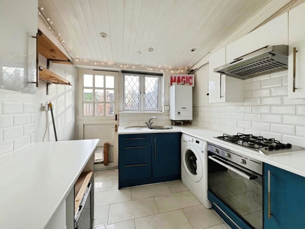 Property photo 2 of 14 Pbox-Img.Jpg