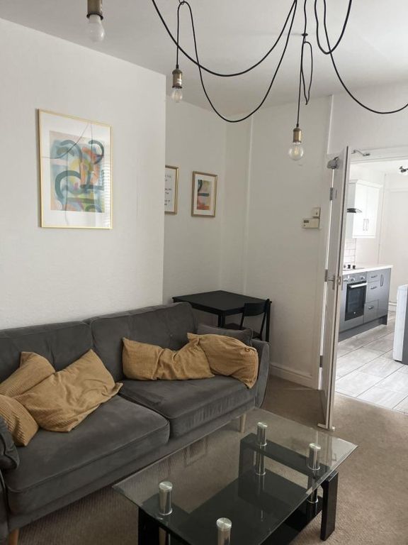 Property photo 1 of 11 9040773.Jpg