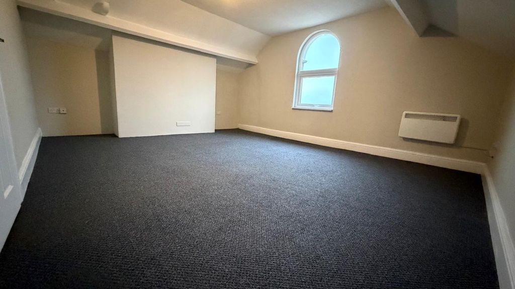 Property photo 3 of 8 Photo-2026-01-27-19-25-35.Jpg