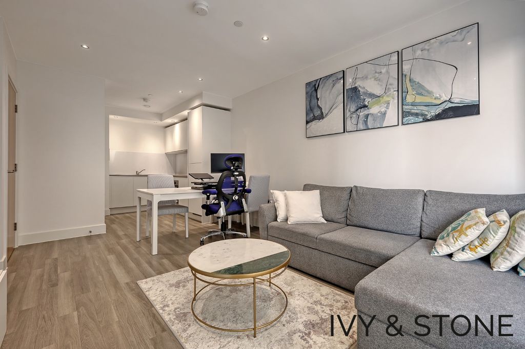 Property photo 1 of 18 4134191