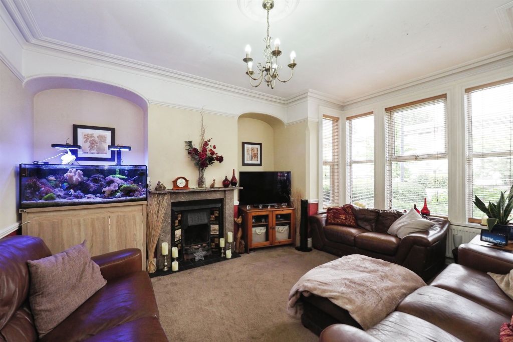 Property photo 2 of 17