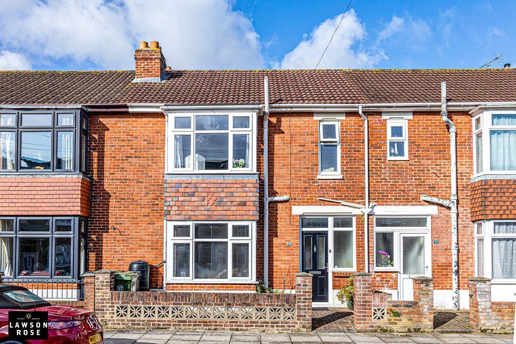 Property photo 1 of 26 .