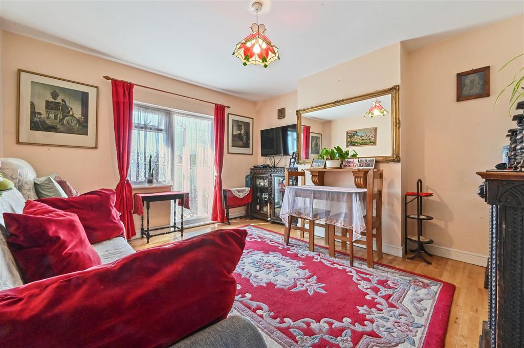 Property photo 2 of 10 21A Long Drive - Reception3 (1).Jpg