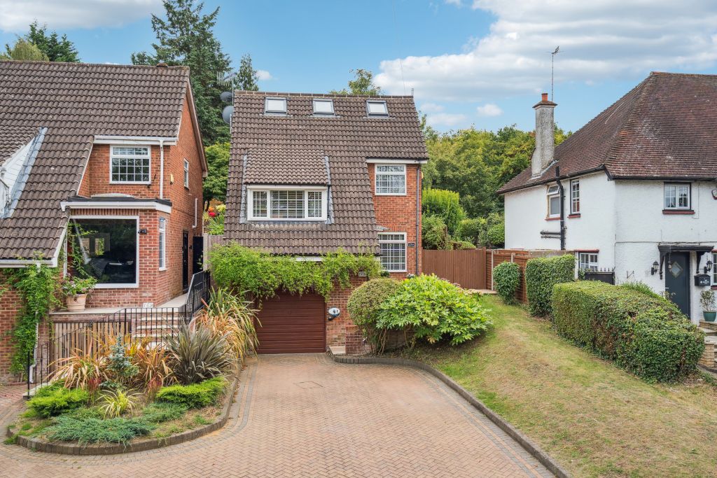 Property photo 1 of 13