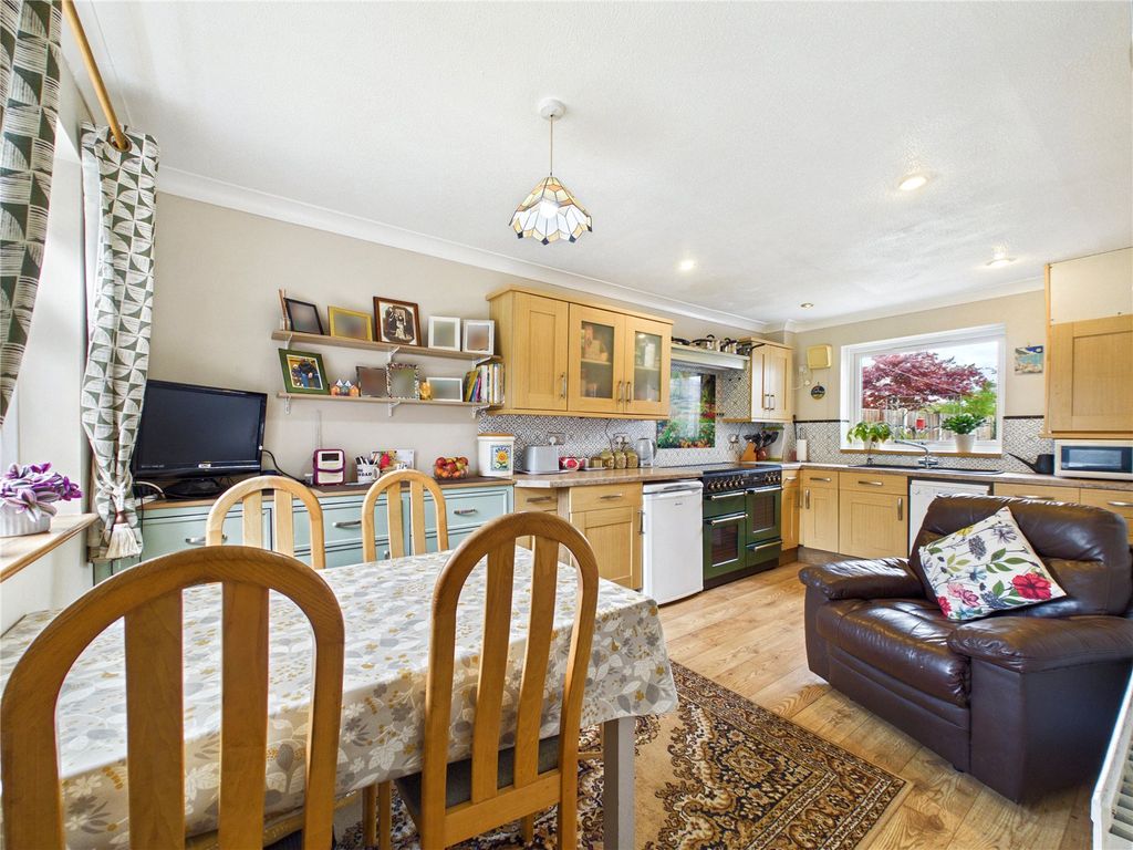 Property photo 3 of 13 Picture 3