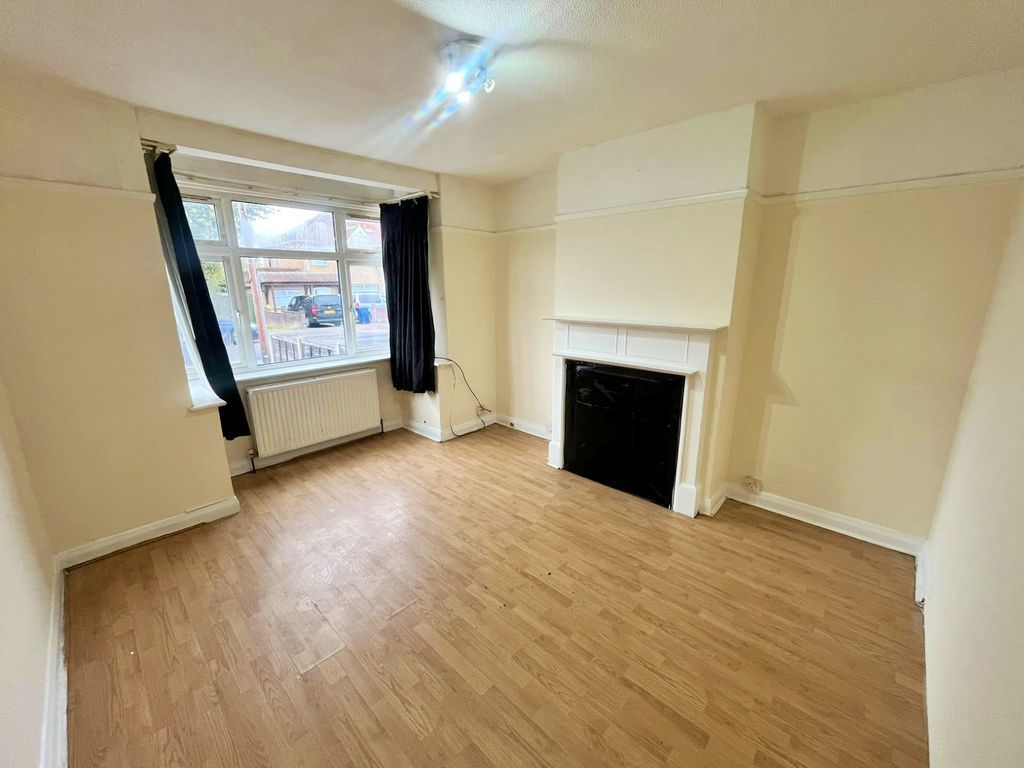 Property photo 2 of 13 Photo 13