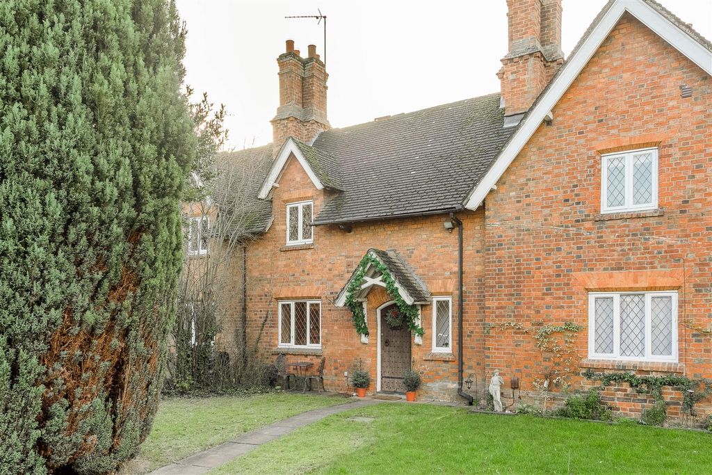 Property photo 1 of 15 Front