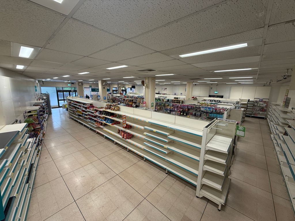 Property photo 3 of 6