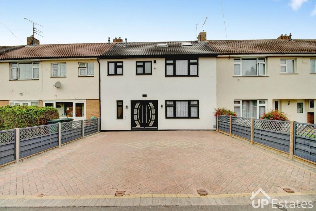 Property photo 1 of 35