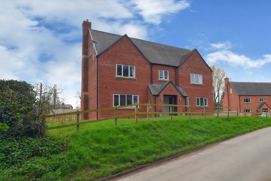 Property photo 1 of 34 Front Aspect