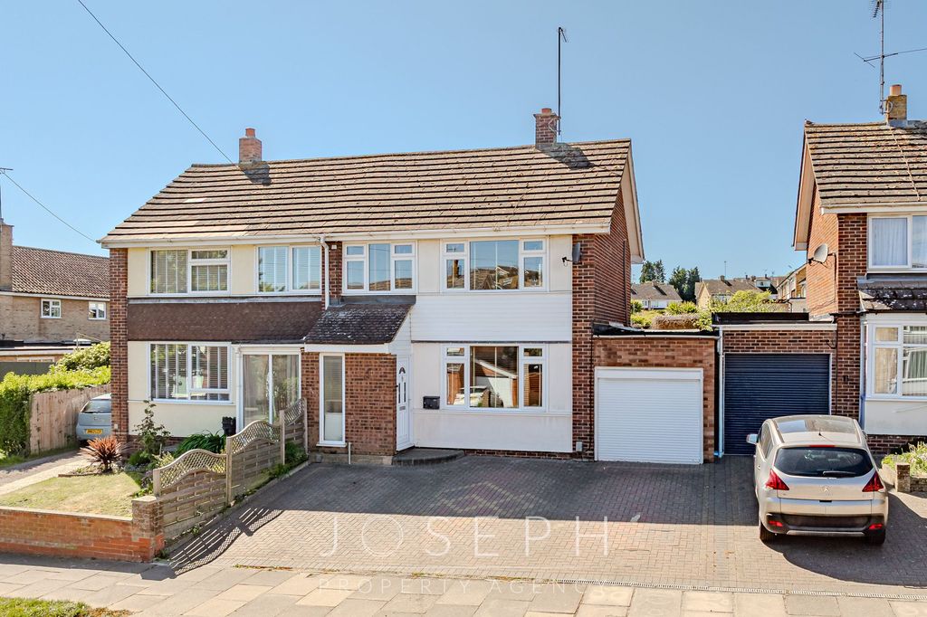 Property photo 1 of 23