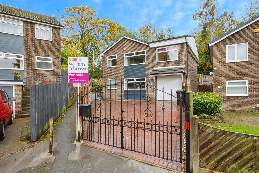 Property photo 1 of 16