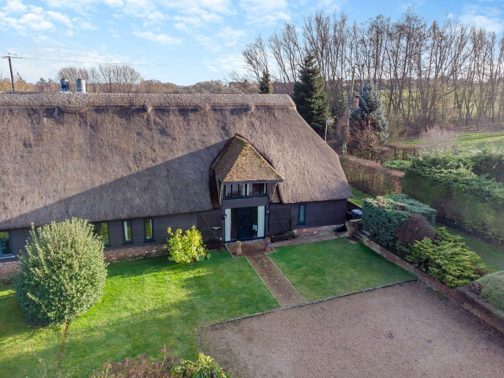 Property photo 2 of 24 Marley Barn West