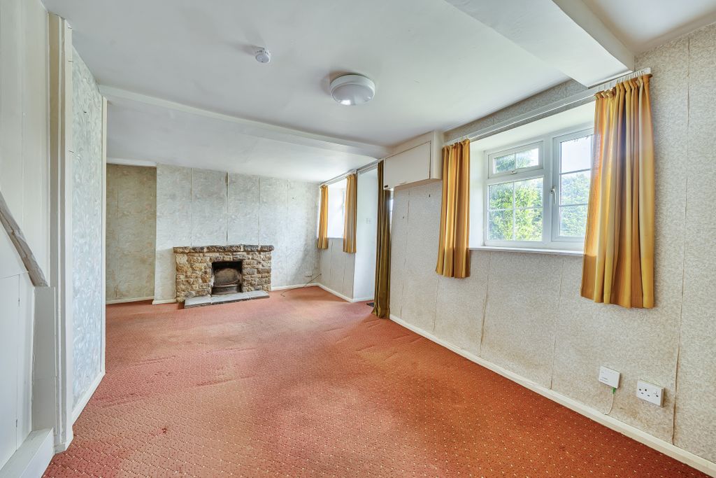 Property photo 3 of 21