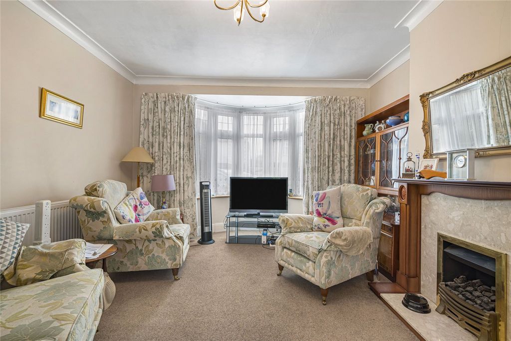 Property photo 2 of 18 Picture No. 13