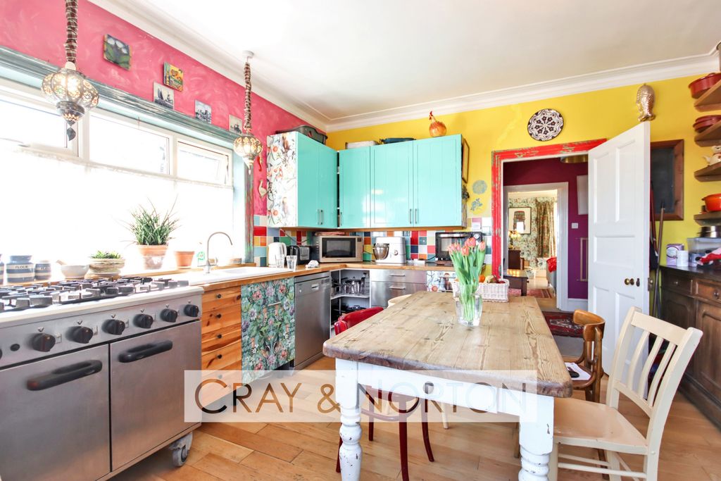 Additional image 8 of 4 bed detached house for saleAddiscombe Road, Croydon CR0