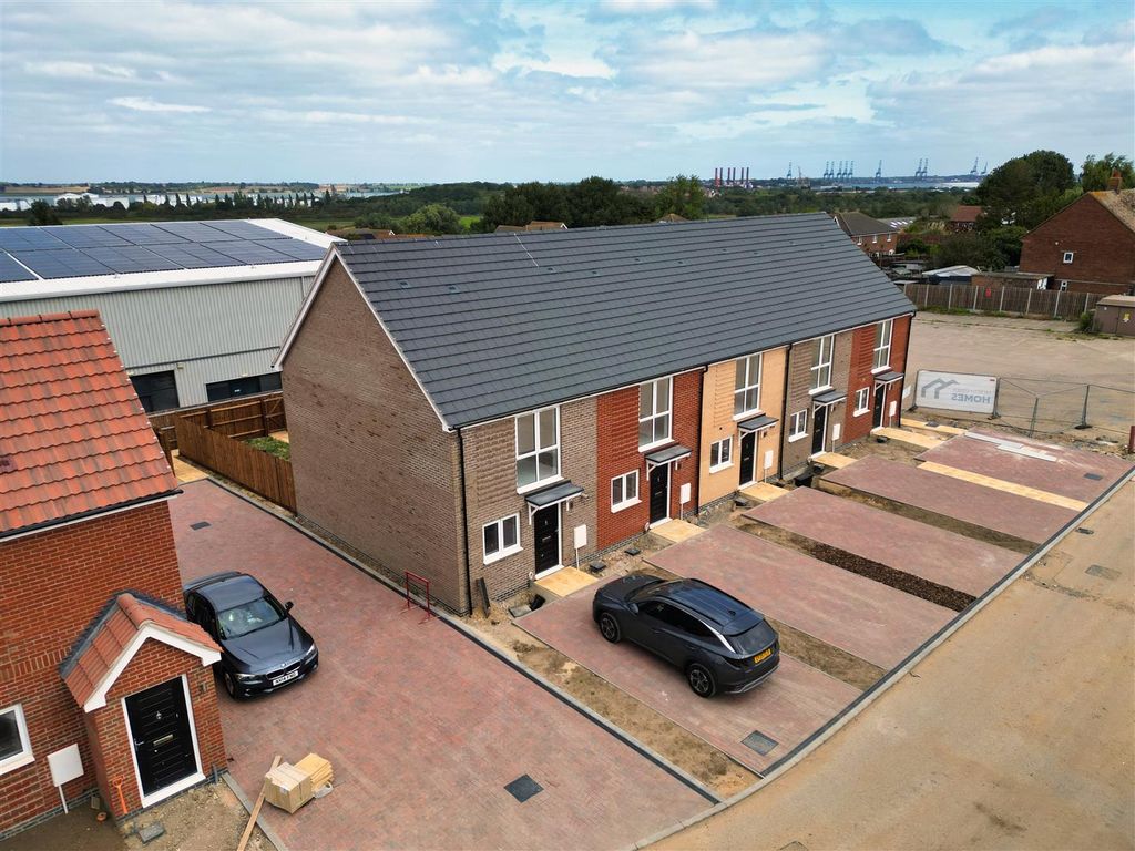 Property photo 2 of 16