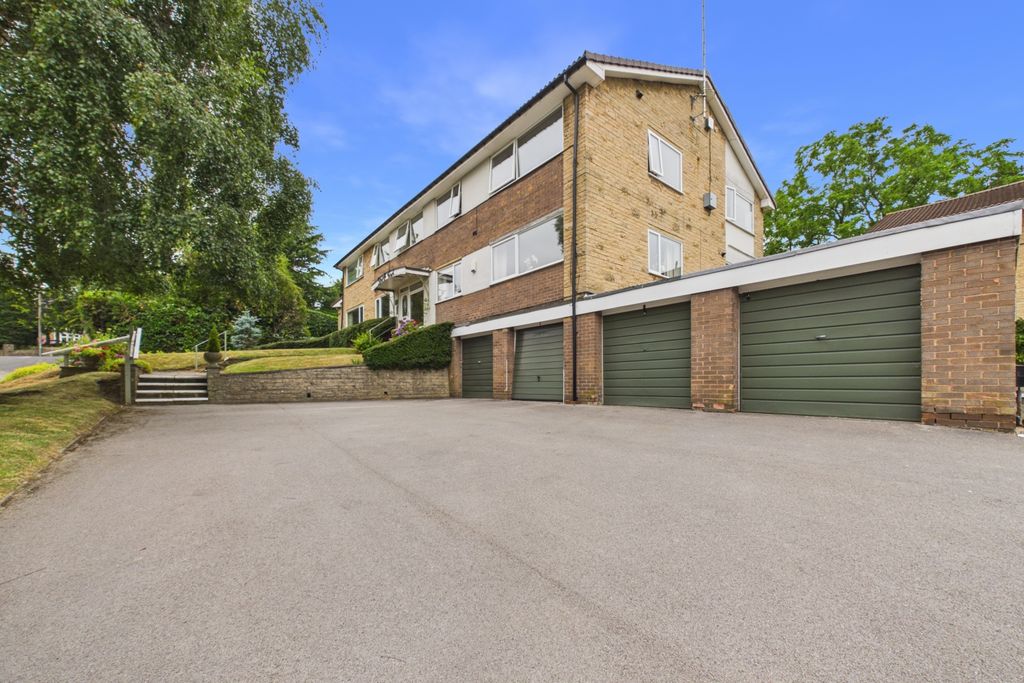 Property photo 1 of 21 External