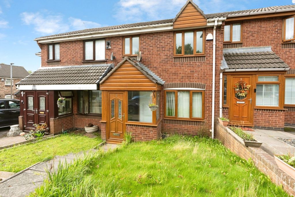 Property photo 1 of 11 External