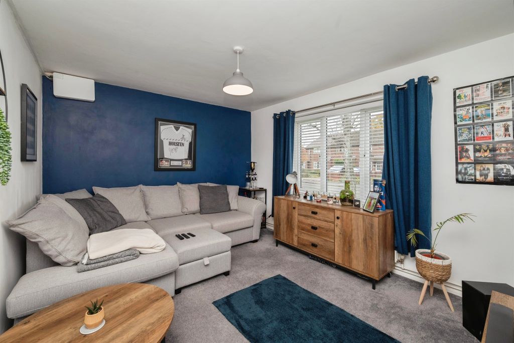 Property photo 3 of 14