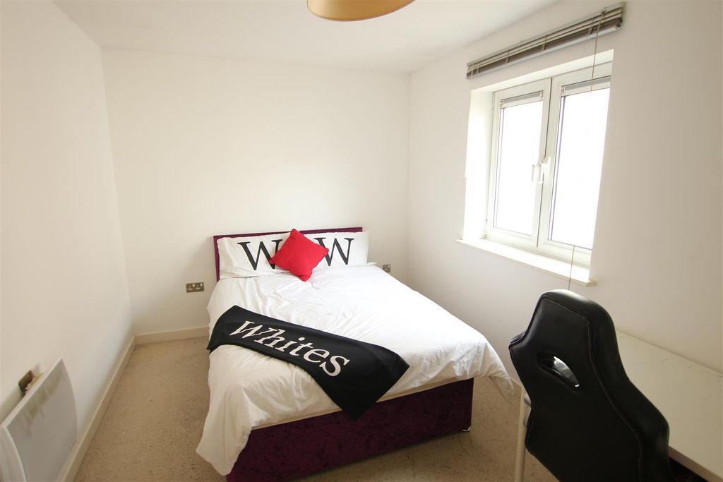 Property photo 2 of 8 Img_8646.Jpg