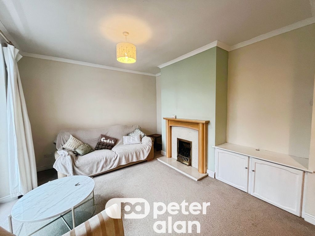 Property photo 3 of 11 Front