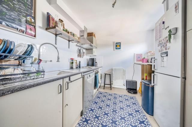 Property photo 3 of 13 Kitchen