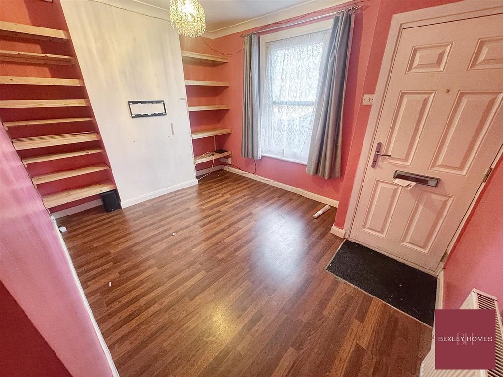 Property photo 2 of 10 Img_0124.Jpg