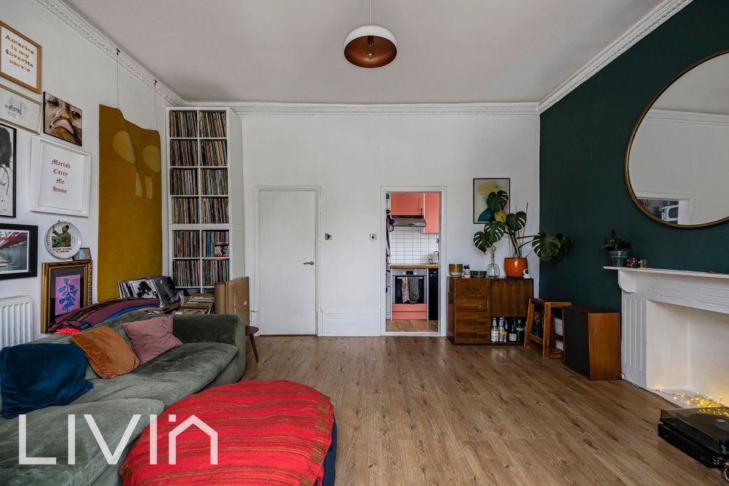 Property photo 3 of 22 120A8390.Jpg