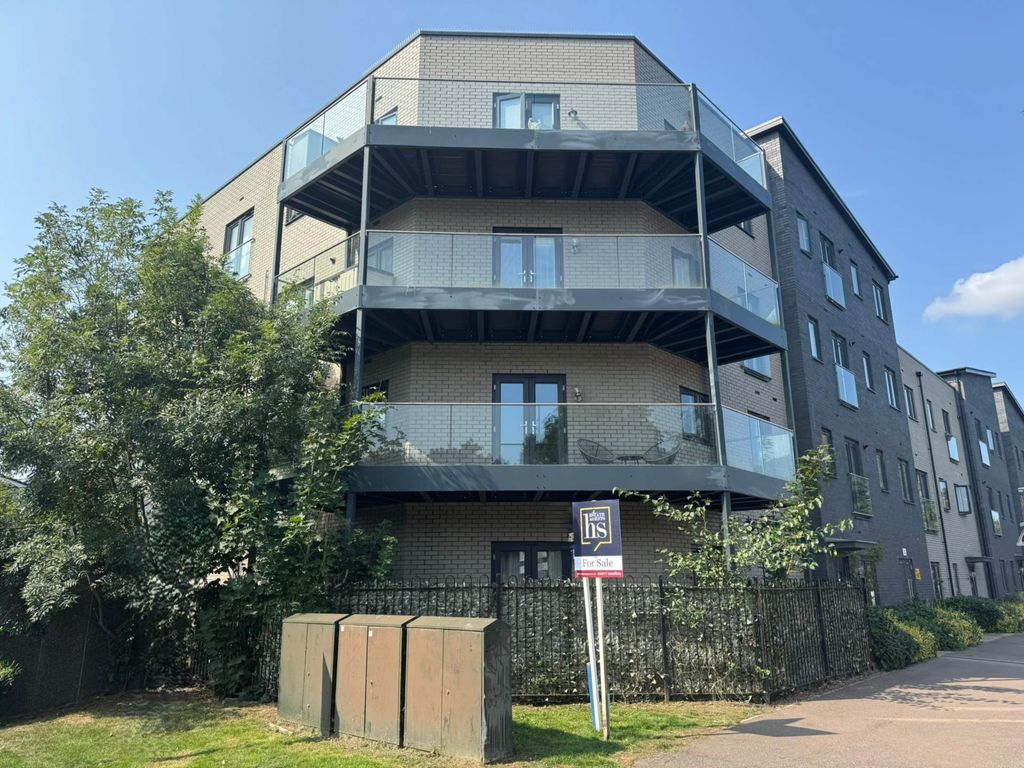 Property photo 1 of 7