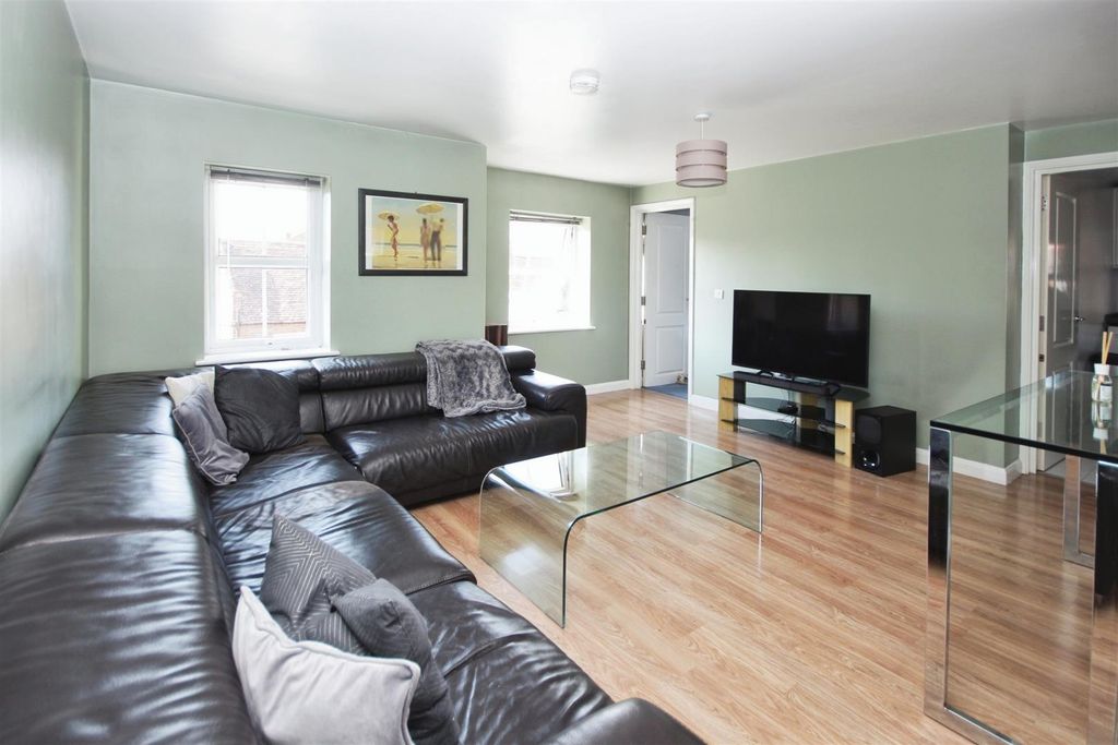 Property photo 3 of 13 B2d24A82-Img_9002.Jpg