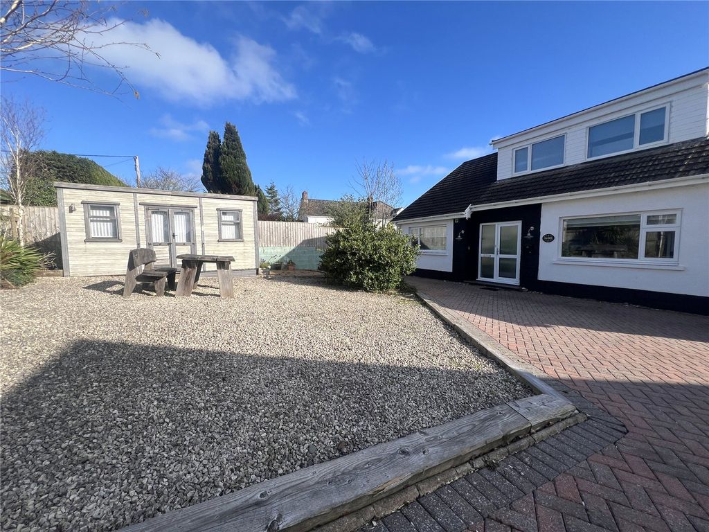 Property photo 2 of 21 Picture No. 41