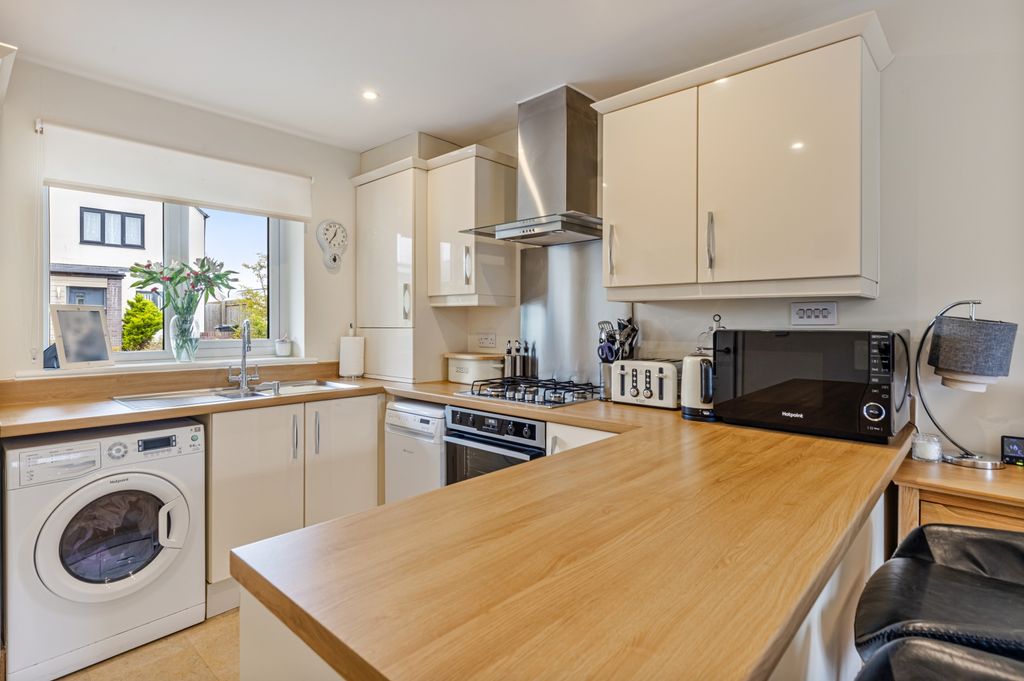 Property photo 3 of 16 A11 - 3 Clover Close, Paignton - 250917