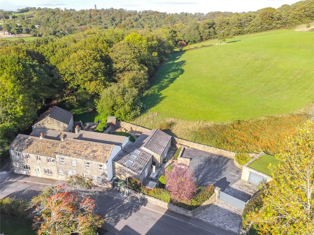 Property photo 1 of 33 Accommodation