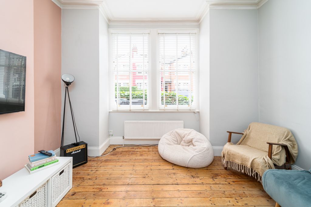 Property photo 3 of 11 Ndb07121-Edit