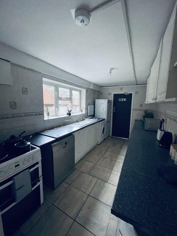 Property photo 3 of 9 8.Jpg