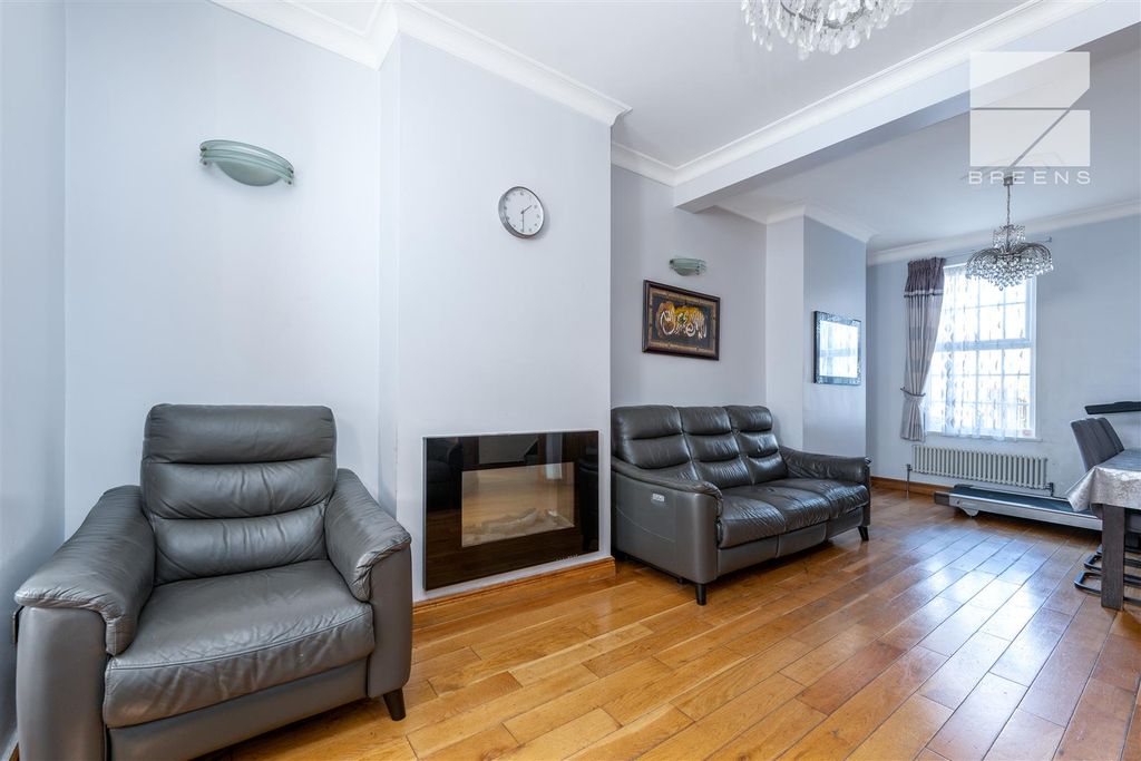 Additional image 4 of 3 bed end terrace house for saleNewbury Road, Highams Park E4