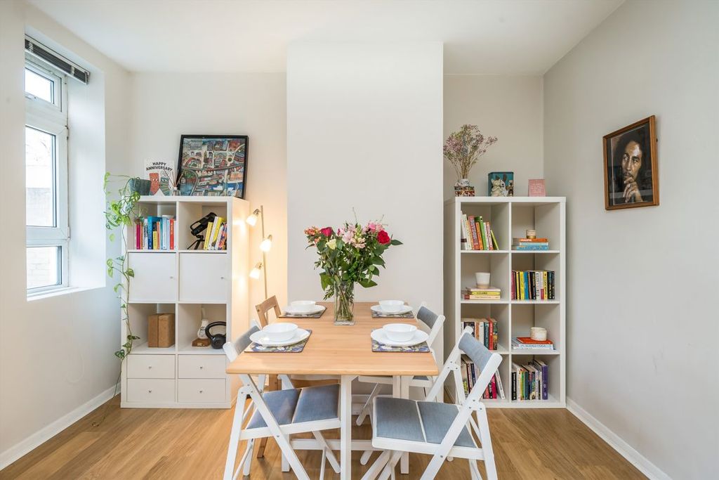 Property photo 3 of 9