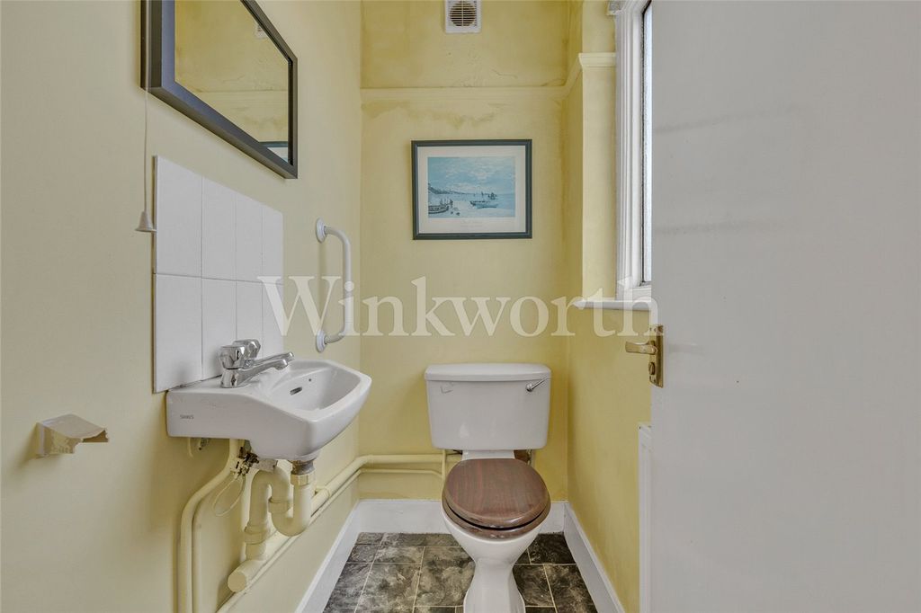 Property photo 3 of 12 Picture No. 14