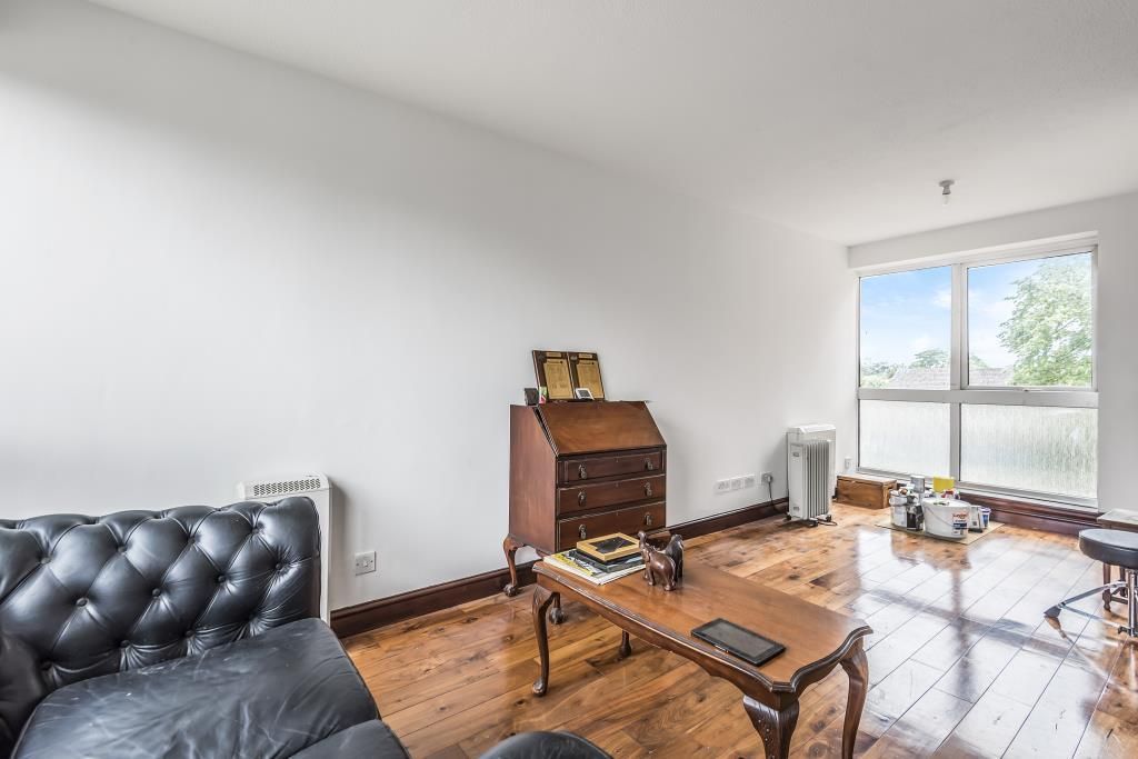 Property photo 2 of 7 Reception