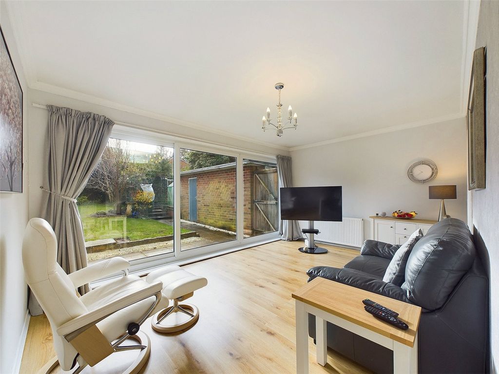 Property photo 2 of 12 Picture No. 04