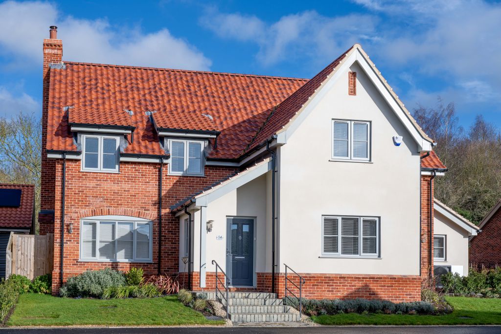 Property photo 2 of 33 Dsc_3988