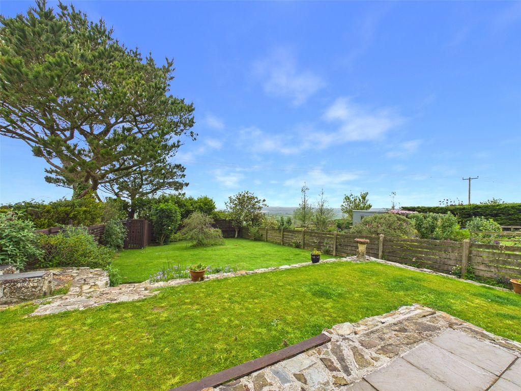 Property photo 2 of 14 Picture No. 26