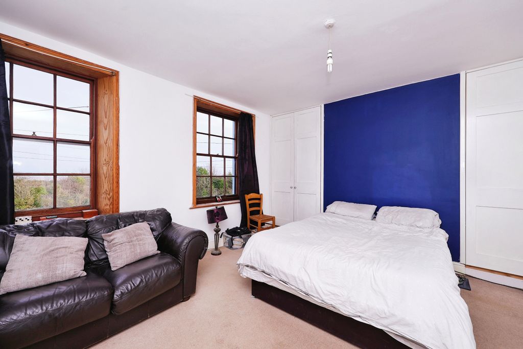 Property photo 3 of 8 Photography