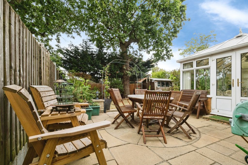 Property photo 3 of 16 Pbox-Img.Jpg