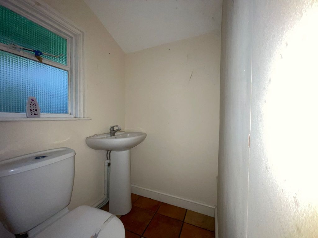 Additional image 6 of 2 bed end terrace house for sale122, Oak Street, Abertillery, Blaenau Gwent NP13